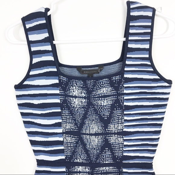 BCBG MAXAZRIA | SLEEVELESS HAILEY DRESS - Picture 5 of 7